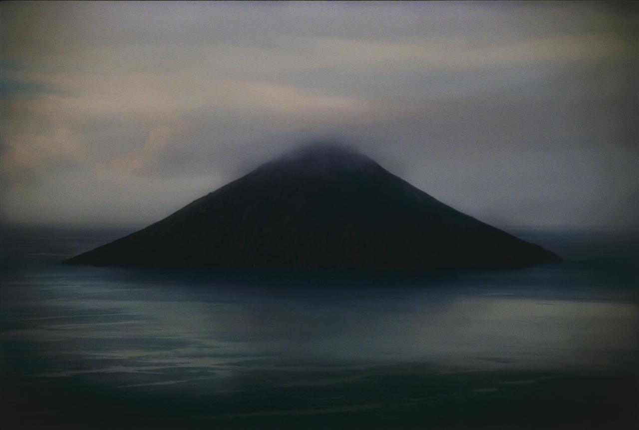 Exhibition: Bill Henson – Art Gallery WA